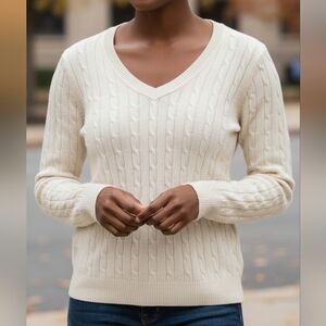 LOFT Women's Ivory V-Neck Cable Sweater